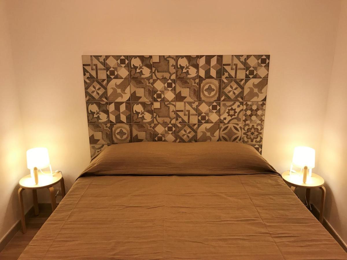 Frank'S House - Appartamento Con Terrazzo In Centro 팔레르모 외부 사진